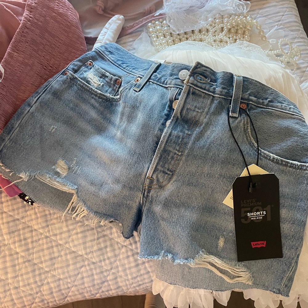 Levi summer shorts!!!! high waisted NWT